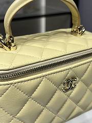 Chanel Small Vanity With Chain Yellow AP2199 Size 17*9.5*8cm - 3