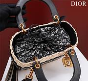 Dior Medium Lady Bag Natural Wicker and Blue Dior Oblique Jacquard Size 24 x 20 x 11 cm - 4