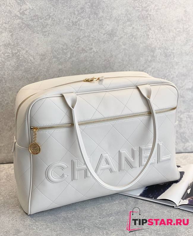 Chanel Bowling Maxi Bag White Size 30*45*15cm - 1