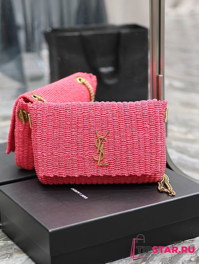 YSL Kate Medium Supple Chain Bag In Raffia Neon Pink Size 28,5 X 20 X 6 CM - 1