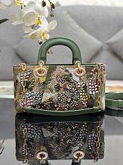 Dior Medium Lady D-Joy Bag Green Multicolor Lily and Bead Embroidery Size 26 x 13.5 x 5 cm - 4