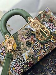 Dior Medium Lady D-Joy Bag Green Multicolor Lily and Bead Embroidery Size 26 x 13.5 x 5 cm - 5