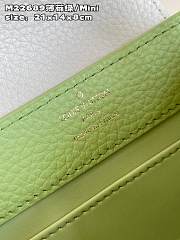 Louis Vuitton M22916 Capucines Mini Green Size 21 x 14 x 8 cm - 2