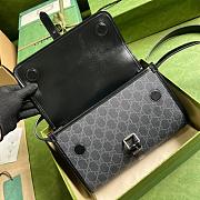 Gucci GG Messenger Bag With Interlocking G Black Size 25.5x17x8 cm - 4