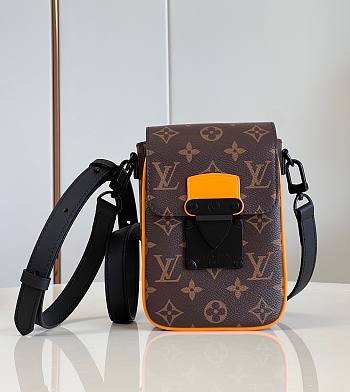 Louis Vuitton M82535 S-Lock Vertical Wearable Wallet Size 12 x 19 x 7 cm
