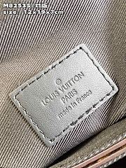 Louis Vuitton M82535 S-Lock Vertical Wearable Wallet Size 12 x 19 x 7 cm - 5