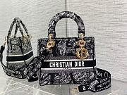 Dior Medium Lady D-lite Bag Black and White Plan de Paris Embroidery Size 24 x 20 x 11 cm - 1