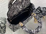 Dior Medium Lady D-lite Bag Black and White Plan de Paris Embroidery Size 24 x 20 x 11 cm - 4