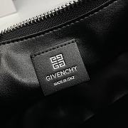 Givenchy Moon Cut Out Bag In Leather With Chain Black Size 25x7x12cm - 2