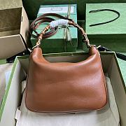 Gucci Diana Medium Shoulder Bag 746124 Brown Size 30*23*6.5 cm - 3