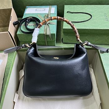 Gucci Diana Medium Shoulder Bag 746124 Black Size 30*23*6.5 cm