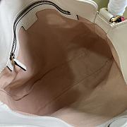 Gucci Diana Medium Shoulder Bag 746124 White Size 30*23*6.5 cm - 4