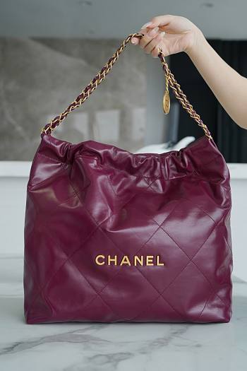 Chanel 22 Handbag Burgundy Pink Size 39 × 42 × 8 cm