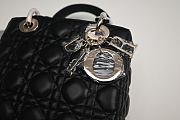 Small Lady Dior Black Cannage Lambskin Size 20 x 17 x 8 cm - 3