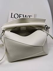 Loewe Small Puzzle Bag In Soft Grained Calfskin White Size 24X16.5X10.5 cm - 3
