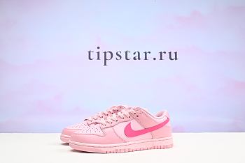Nike Dunk Low Pink Sneakers