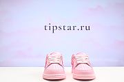Nike Dunk Low Pink Sneakers - 5