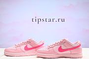 Nike Dunk Low Pink Sneakers - 2