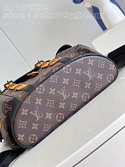 Louis Vuitton M46699 New Christopher PM Size 32 x 39 x 12CM - 5
