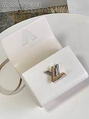 Louis Vuitton M22774 Twist MM Quarzt Size 23 x 17 x 9.5 cm - 3