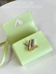 Louis Vuitton M22768 Twist PM Green Size 19 x 15 x 9 cm - 3