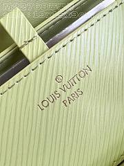 Louis Vuitton M22768 Twist PM Green Size 19 x 15 x 9 cm - 2