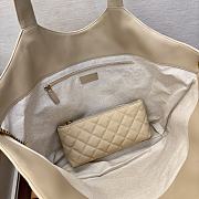 YSL Icare Maxi Shopping Bag In Quilted Nubuck Suede Size 38–58 X 43 X 8 CM - 2