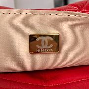 Chanel Hobo Handbag Shiny Crumpled Calfskin Red AS4322 Size 21.5 × 22.5 × 7 cm - 4