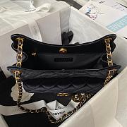 Chanel Hobo Handbag Black Velvet AS4322 Size 21.5 × 22.5 × 7 cm - 5