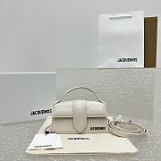 Jacquemus Le Bambino Le Chouchou Small Flap Bag Off White | Silver Size 17.5x9 cm - 1