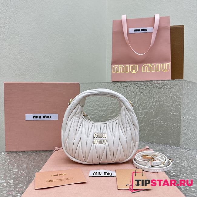 Miumiu Wander Matelassé Nappa Leather Hobo Mini-bag White Size 14x17.5x5.5 cm - 1
