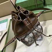 Gucci GG Mini Bucket Bag With Interlocking G Size 11.5 x 20 x 5.5cm - 3
