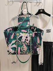 Chanel Large Tote Green & Multicolor A66941 Size 30 × 50 × 22 cm - 2