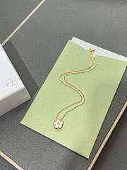 Van Cleef & Arpels Lucky Spring Pendant Plum Blossom Rose Gold - 6