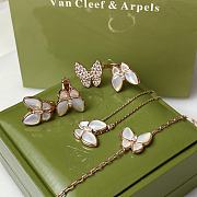 Van Cleef & Arpels Two Butterfly Pendant Rose Gold - 4