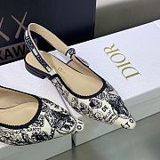 J'Adior Slingback Flat White and Black Cotton Embroidered with Plan de Paris Motif - 5