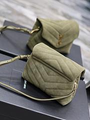YSL Loulou Toy Strap Bag In Quilted Velvet Pale Olive Size 20 X 14 X 7.5 CM - 3