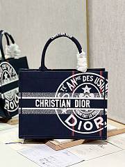 Medium Dior Book Tote Blue Dior Union Embroidery Size 36 x 27.5 x 16.5 cm - 1