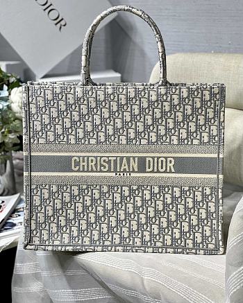Large Dior Book Tote Ecru and Gray Dior Oblique Embroidery Size 42 x 35 x 18.5 cm