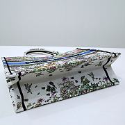 Medium Dior Book Tote Latte Multicolor D-Constellation Embroidery Size 36 x 27.5 x 16.5 cm - 4