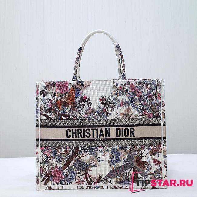 Large Dior Book Tote Latte Multicolor Dior Jardin d'Hiver Embroidery Size 42 x 35 x 18.5 cm - 1