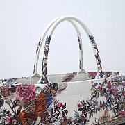 Large Dior Book Tote Latte Multicolor Dior Jardin d'Hiver Embroidery Size 42 x 35 x 18.5 cm - 3