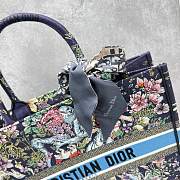 Large Dior Book Tote Blue Multicolor D-Constellation Embroidery Size 42 x 35 x 18.5 cm - 2