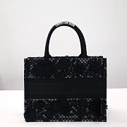 Medium Dior Book Tote Black Multicolor D-Lace Embroidery with 3D Macramé Effect Size 36 x 27.5 x 16.5 cm - 4