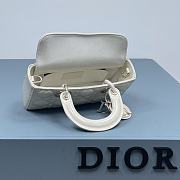 Dior Small Lady D-Joy Bag Latte Patent Cannage Calfskin Size 22 x 12 x 6 cm - 4