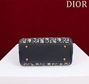 Dior Small Boston Bag Blue Dior Oblique Embroidery and Smooth Calfskin Size 20 x 12.5 x 16.2 cm - 5
