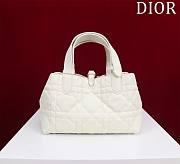 Small Dior Toujours Bag Latte Macrocannage Calfskin Size 23 x 14 x 12 cm - 4