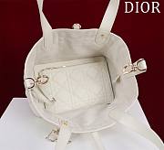 Small Dior Toujours Bag Latte Macrocannage Calfskin Size 23 x 14 x 12 cm - 2