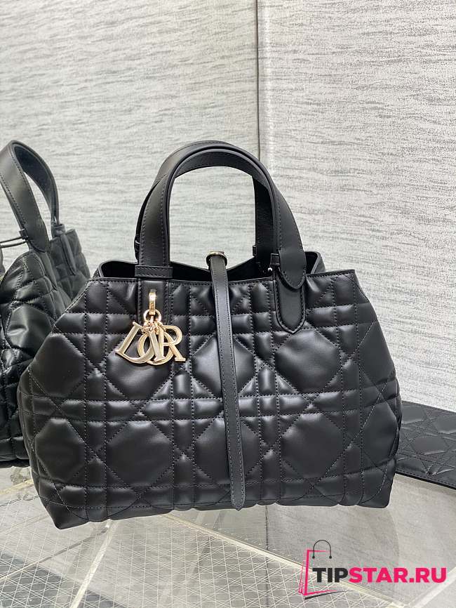 Medium Dior Toujours Bag Black Macrocannage Calfskin Size 28.5 x 21.5 x 19 cm - 1