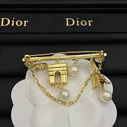 Dior Plan De Paris Brooch Gold-Finish Metal and White Resin Pearls - 3